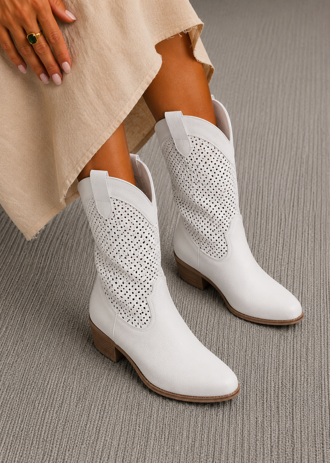 BOTAS LUNEA SUN EDICIÓN BLANCO MAYA