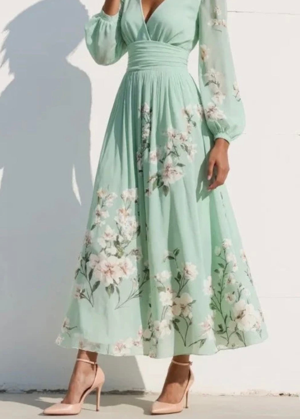 SUSANE | VESTIDO LARGO PLISADO DE MUSELINA VERDEMENTA CON ESTAMPADO FLORAL PARA MUJER