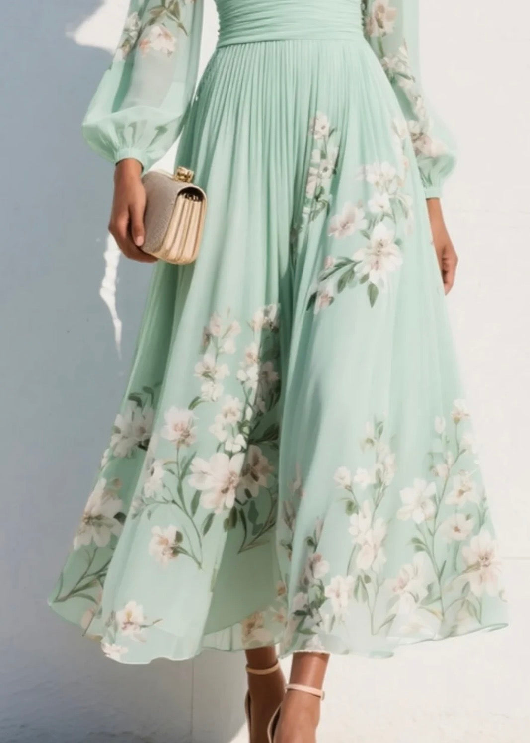 SUSANE | VESTIDO LARGO PLISADO DE MUSELINA VERDEMENTA CON ESTAMPADO FLORAL PARA MUJER