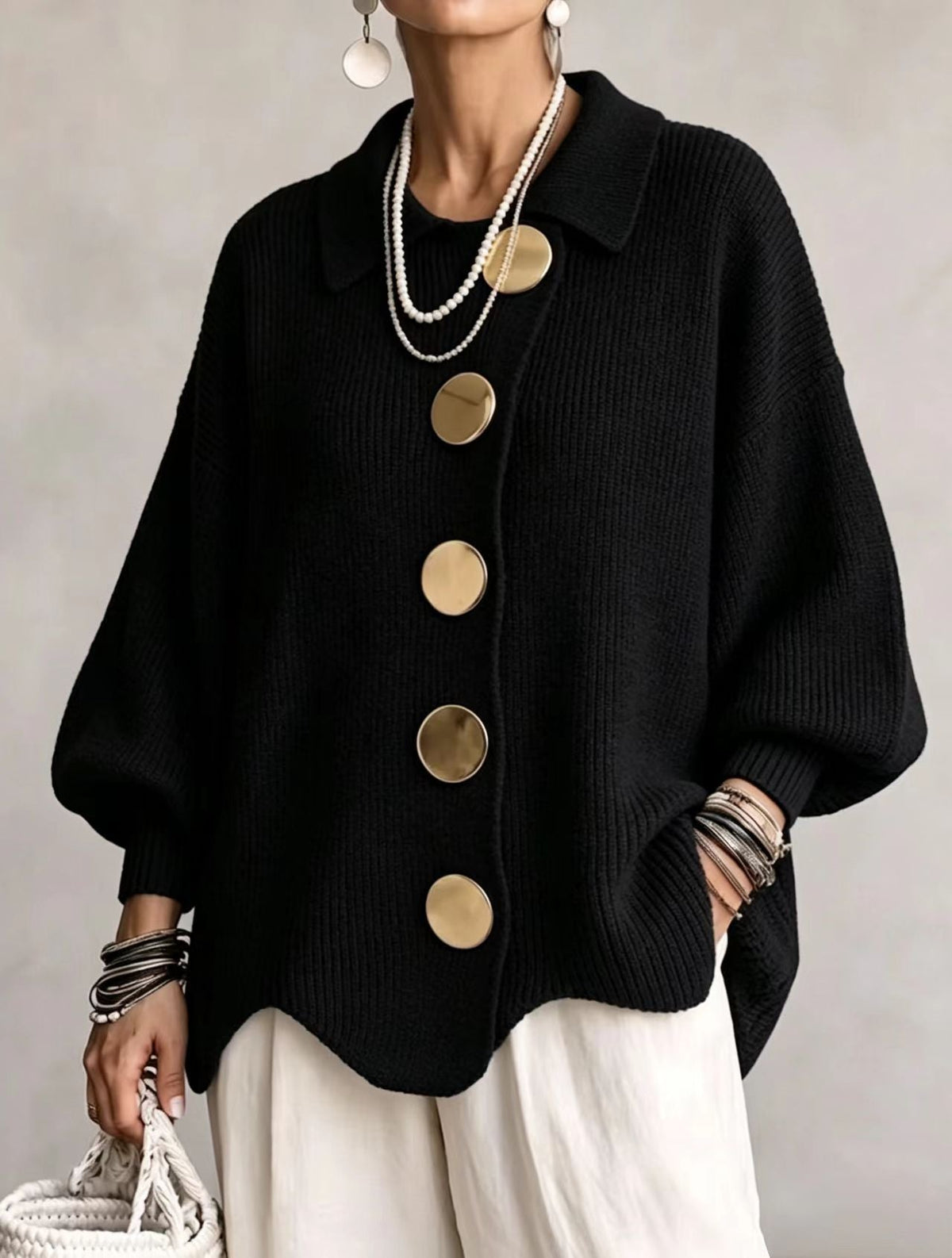 ISIDORA | CÁRDIGAN OVERSIZE CON CUELLO ABOTONADO Y BOTONES METÁLICOS