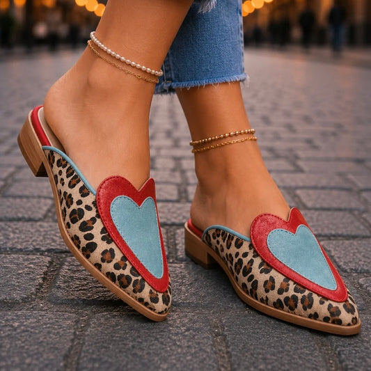 PERLA MULES DESTANOLADOS CON ESTAMPADO DE LEOPARDO