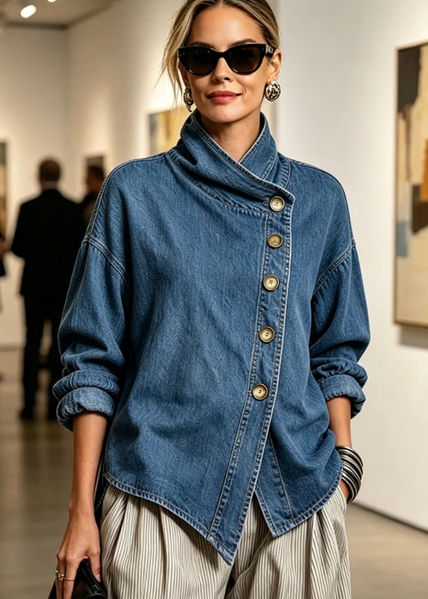 ISOTTA | CAMISA VAQUERA OVERSIZE CON BOTONES EN DIAGONAL AZUL