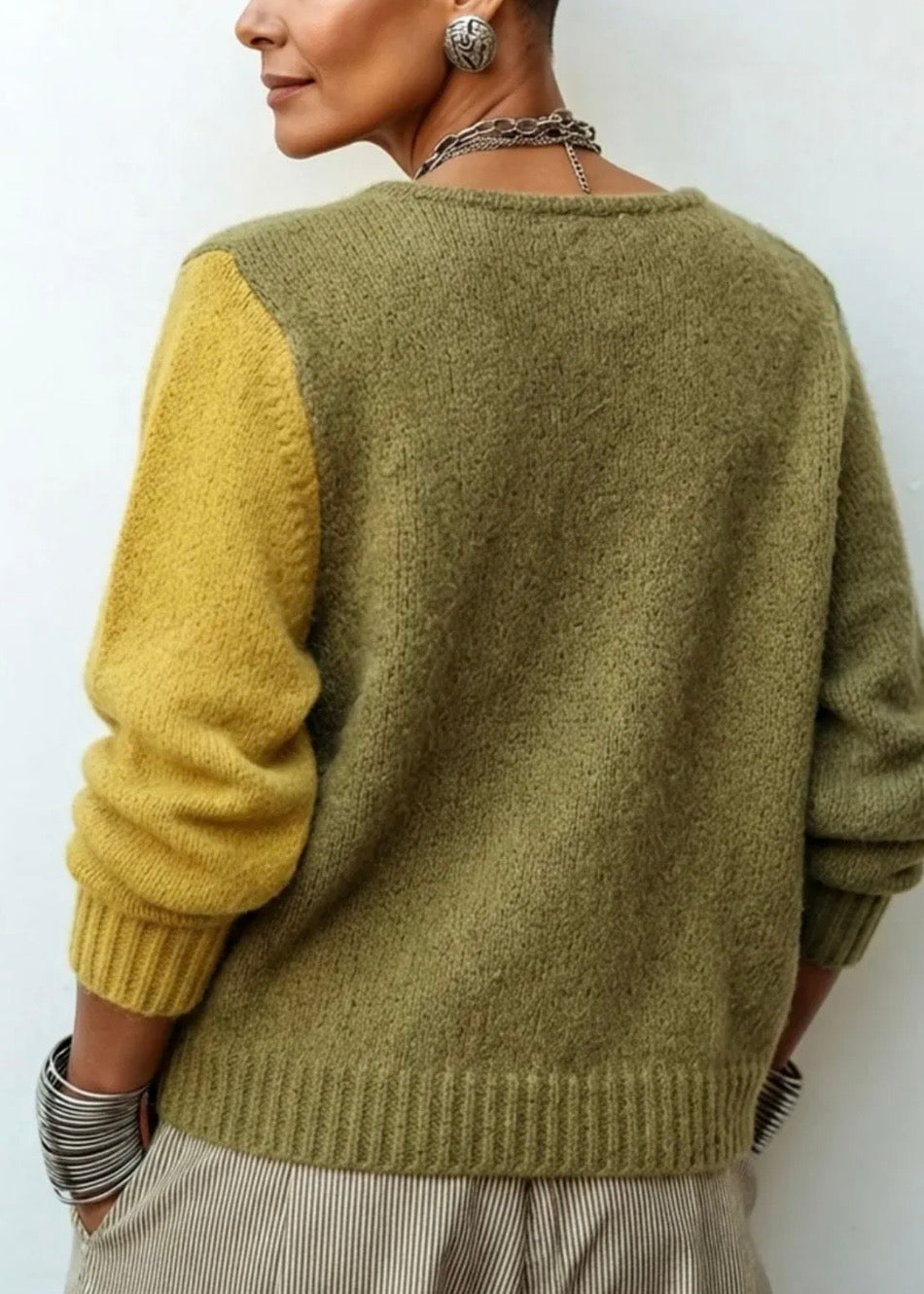 OTAVVIA | CÁRDIGAN DE PUNTO EXTRAGRANDE CON DISEÑO DE BLOQUES COLOR VERDE OLIVA Y MOSTAZA